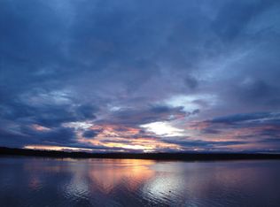 1129 68th St, Windsor Heights, IA 50324