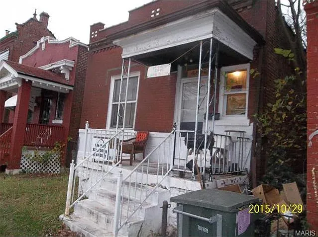 4852 Greer Ave photo 1