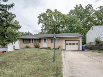 2112 Pincian Dr, Fenton, MO, 63026