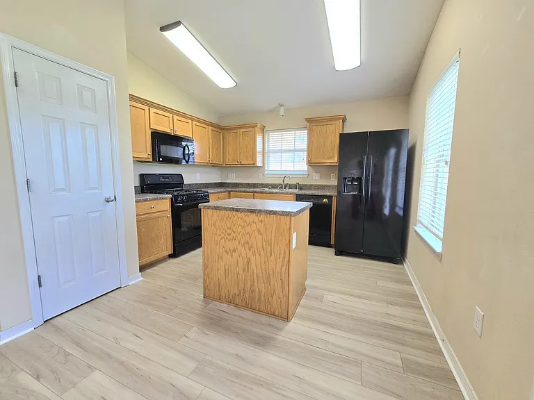 4721 Ashley Place Blvd — Photo 7