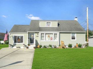 1055 Sherman Dr, Franklin Square, NY 11010