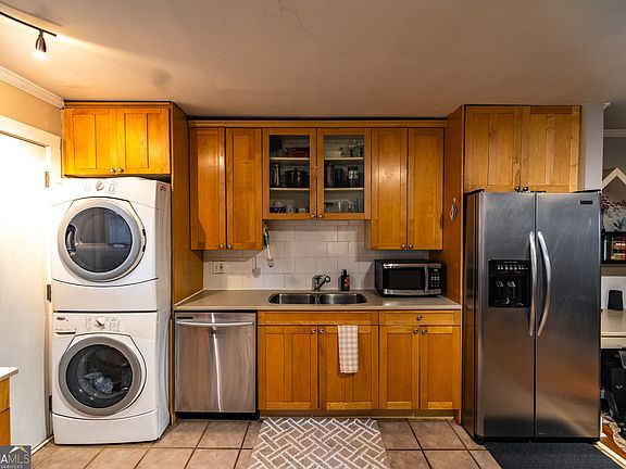 4th image of 866 Briarcliff Rd NE APT B1