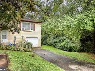 350 Juniper Dr, Etters, PA 17319