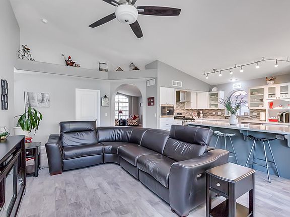 2nd image of 1591 W Winchester Way