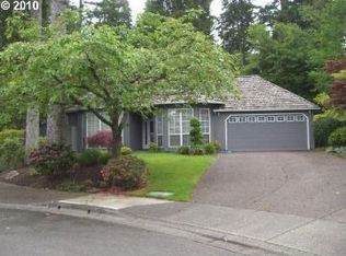 7668 SW Chaucer Ct, Portland, OR 97224