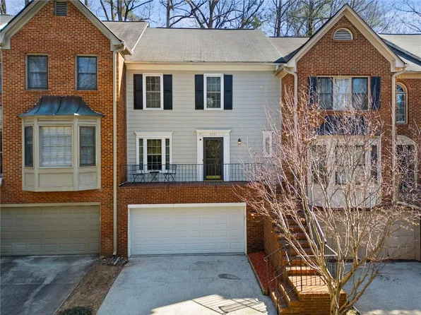 2587 Salem Xing, Tucker, GA 30084