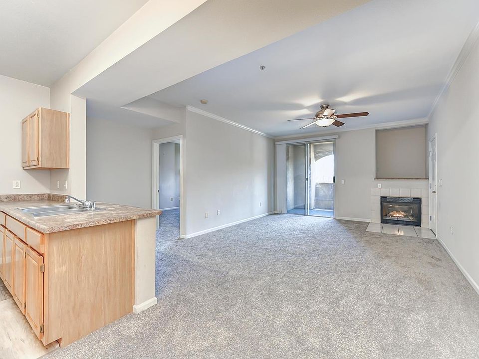 1st image of 501 Gibson Dr APT 422
