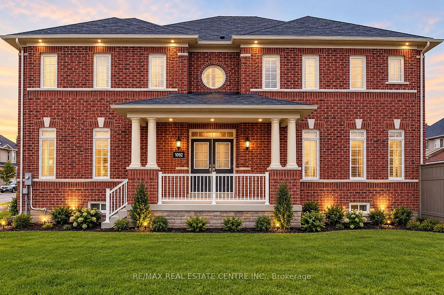 4 bed, $4,350 — Photo 1