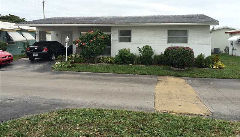 1st image of 2401 Park Ln #115