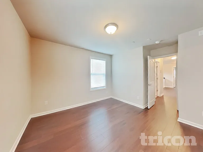 314 Imperial Ct — Photo 12