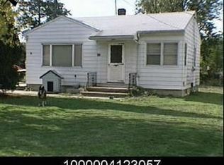 247 Oakwood St, Elyria, OH