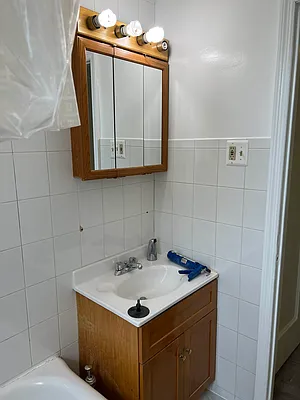 Rented by Ben Bay Realty Co. of Bay Ridge | media 68