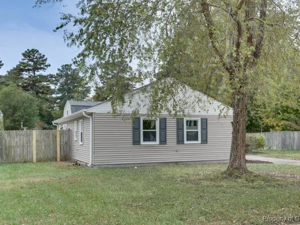 125 Lambert Dr, Newport News, VA 23602
