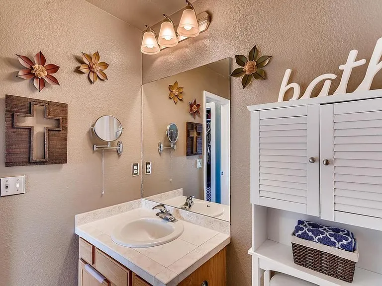 13900 Lake Song Ln #R4 — Photo 16