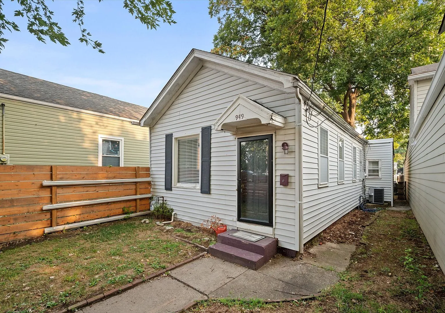2 Bed 2 Bath Home — Photo 3