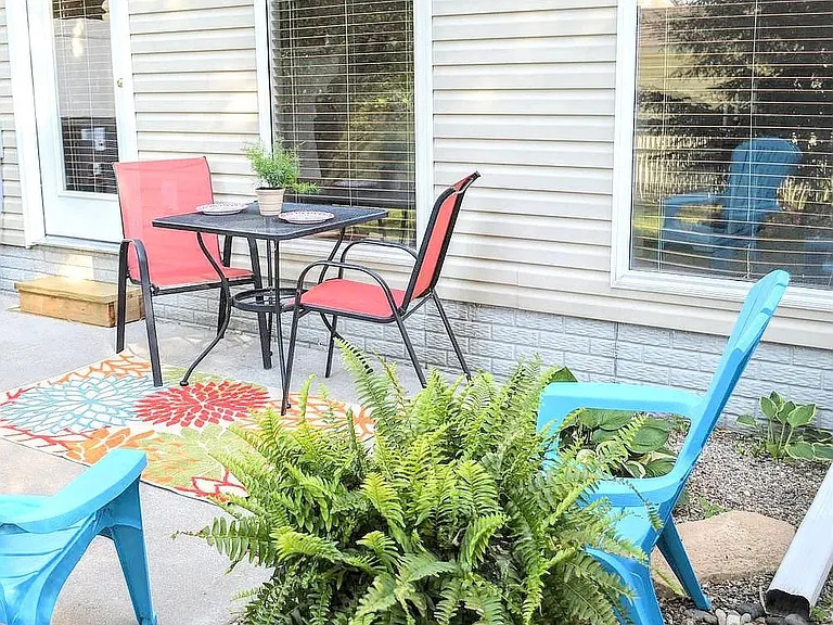 8900 Sicily Ln — Photo 32