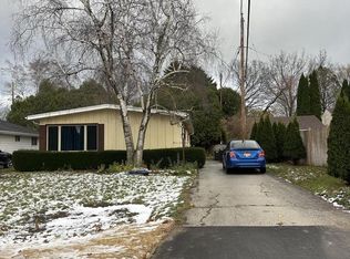 8010 N Mohawk Rd, Milwaukee, WI 53217