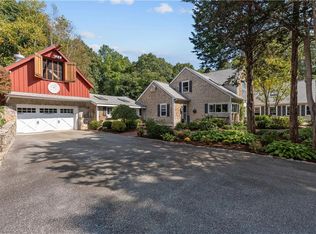 30 Middle Rd, East Greenwich, RI 02818