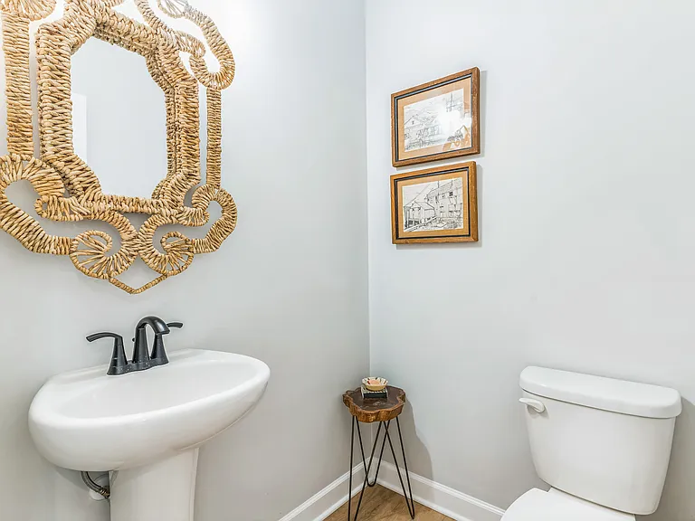 14720 Locust Ct — Photo 18