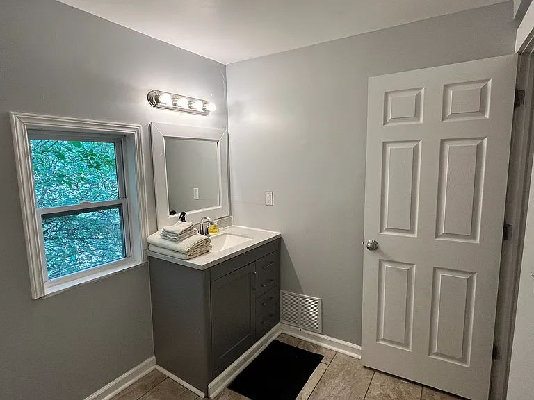 701 Washtenaw Ave #2 — Photo 16