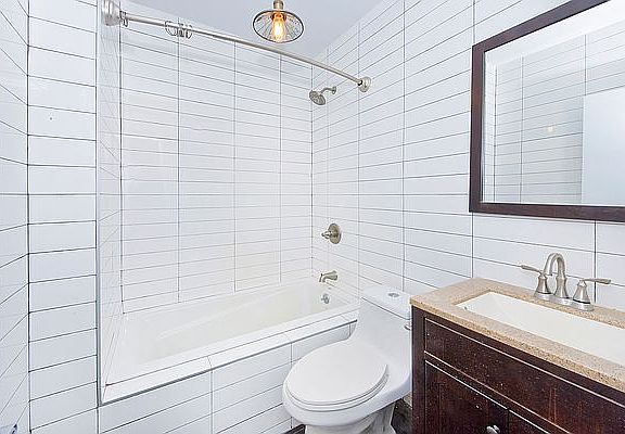 4th image of 177 W 26th St #302