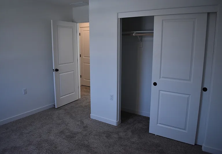 4123 Scarlet Ct — Photo 30