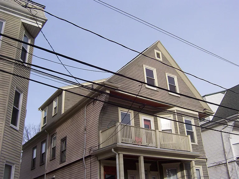 Highland Ave — Photo 18