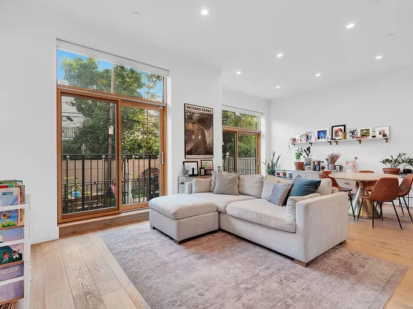 548 Leonard St #1B, Brooklyn, NY 11222