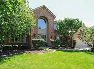 1420 Sun Tree Ct, Naperville, IL 60564