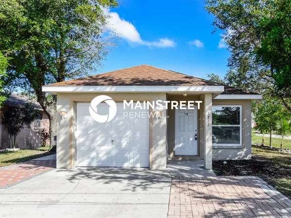 1712 18th St E, Palmetto, FL 34221