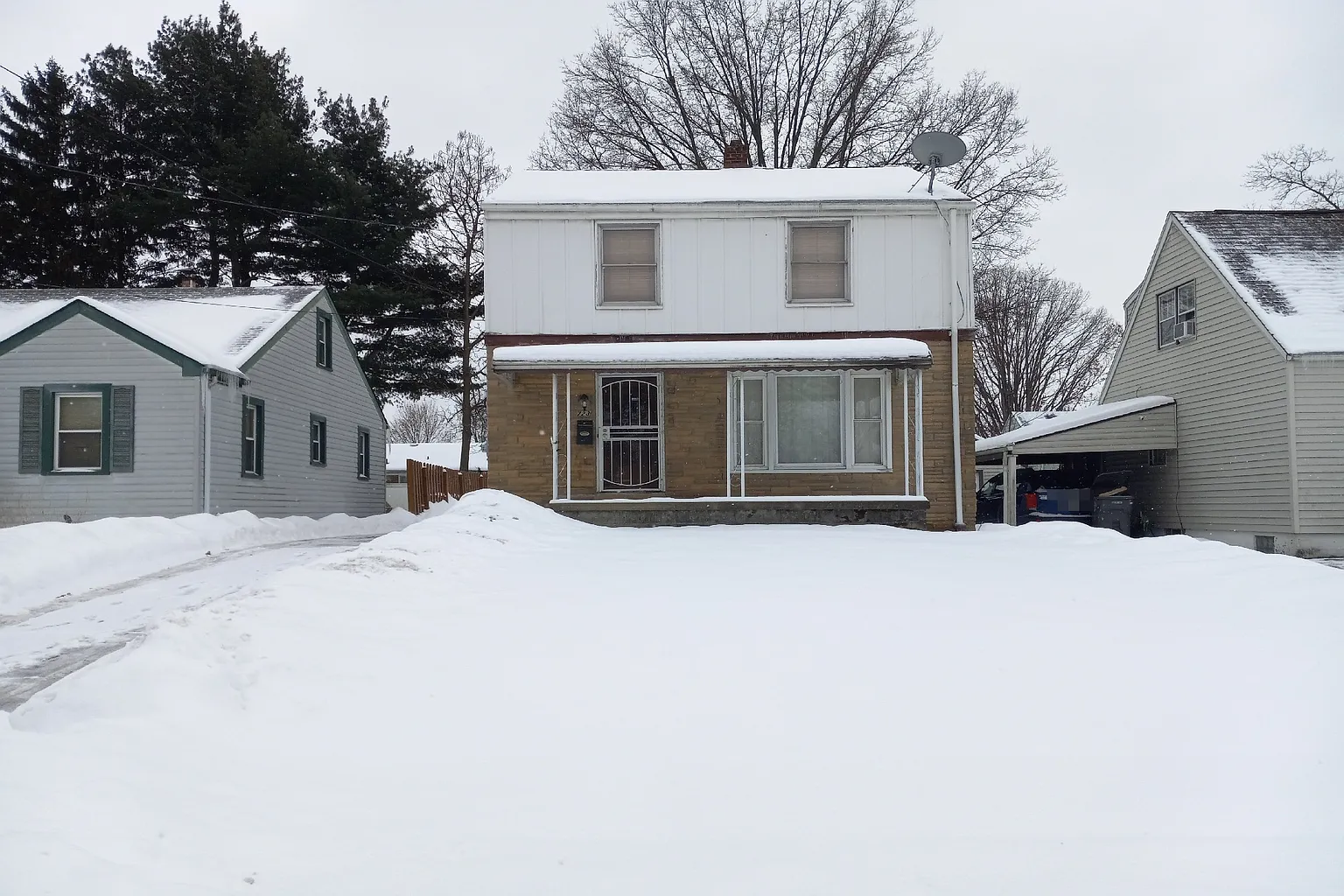 723 Wilbur Ave photo 1