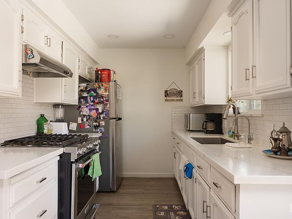 4th image of 1843 Chaparral Cir