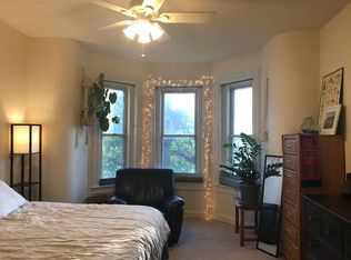 1956 Calvert St NW APT 3, Washington, DC 20009