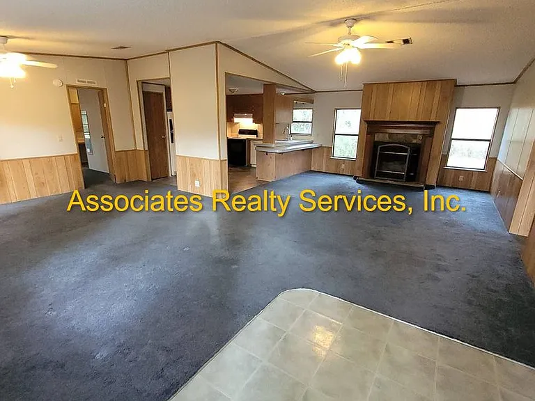 17505 N County Road 225 — Photo 1