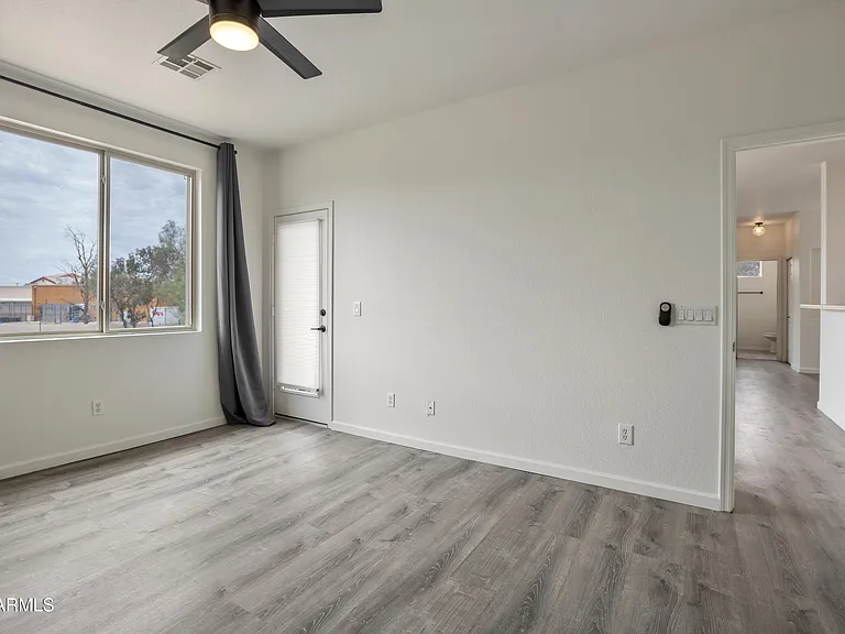 1335 E June St #205 — Photo 38