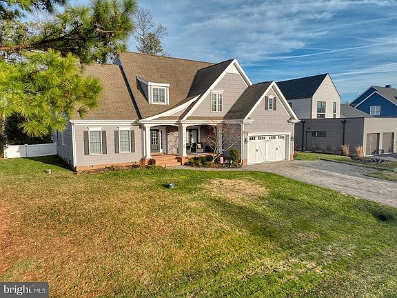 2nd image of 135 Cornwall Rd