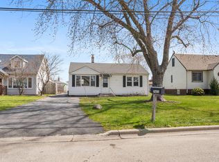 7621 Odell Ave, Bridgeview, IL 60455