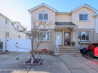 30 Kenilworth Ave, Staten Island, NY 10312