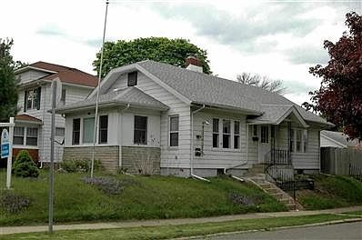 1st image of 737 E Victoria St