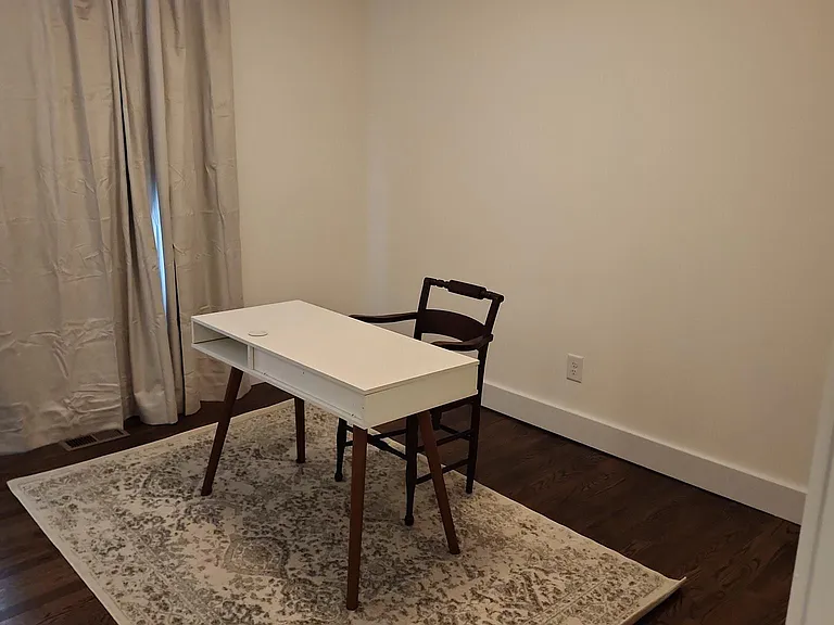 325 Maywood Ave — Photo 13