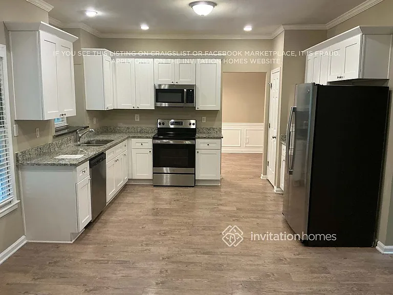3443 Kenilworth Ct — Photo 4