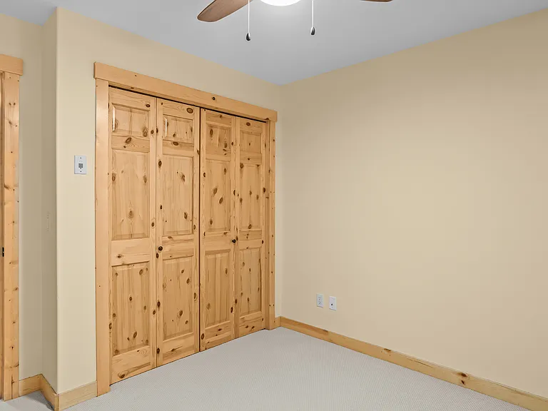 300 Palliser Ln #323 — Photo 37