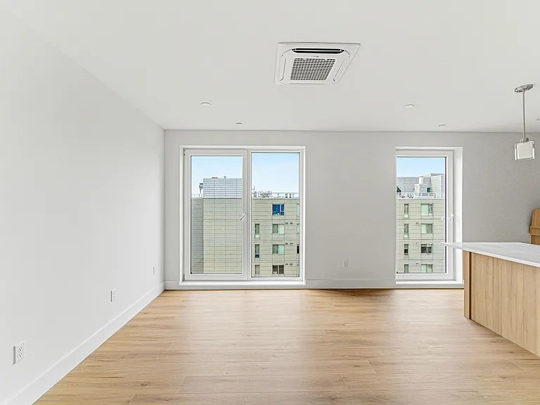 1035 Commonwealth Ave — Photo 26