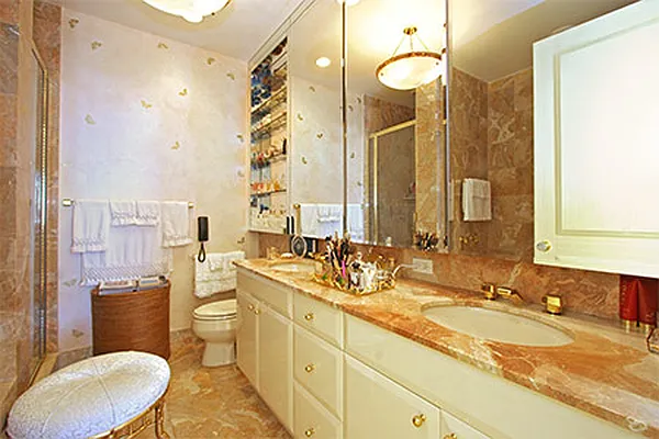 Sold by Trump International Realty | media 26