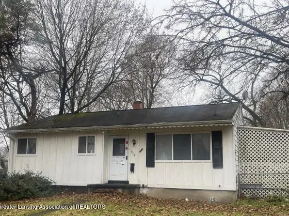 610 Merritt St, Charlotte, MI 48813
