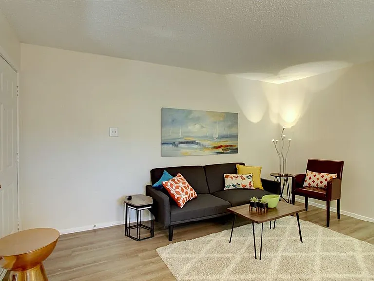 9079 Jollyville Rd #303 — Photo 11