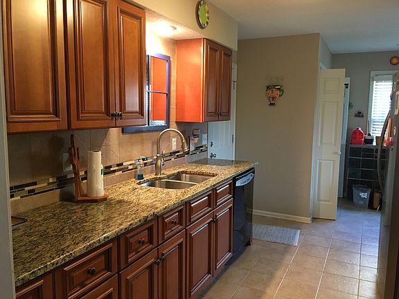 3rd image of 12019 E 86th St