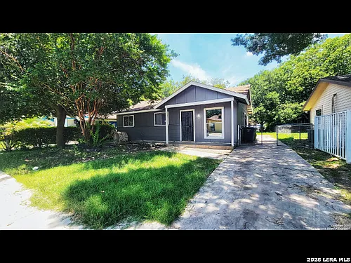 527 Valley Park Dr Photo 1