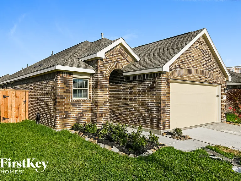 18442 Summit Ranch Dr — Photo 2