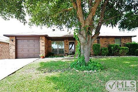 1st image of 215 Tejas Dr